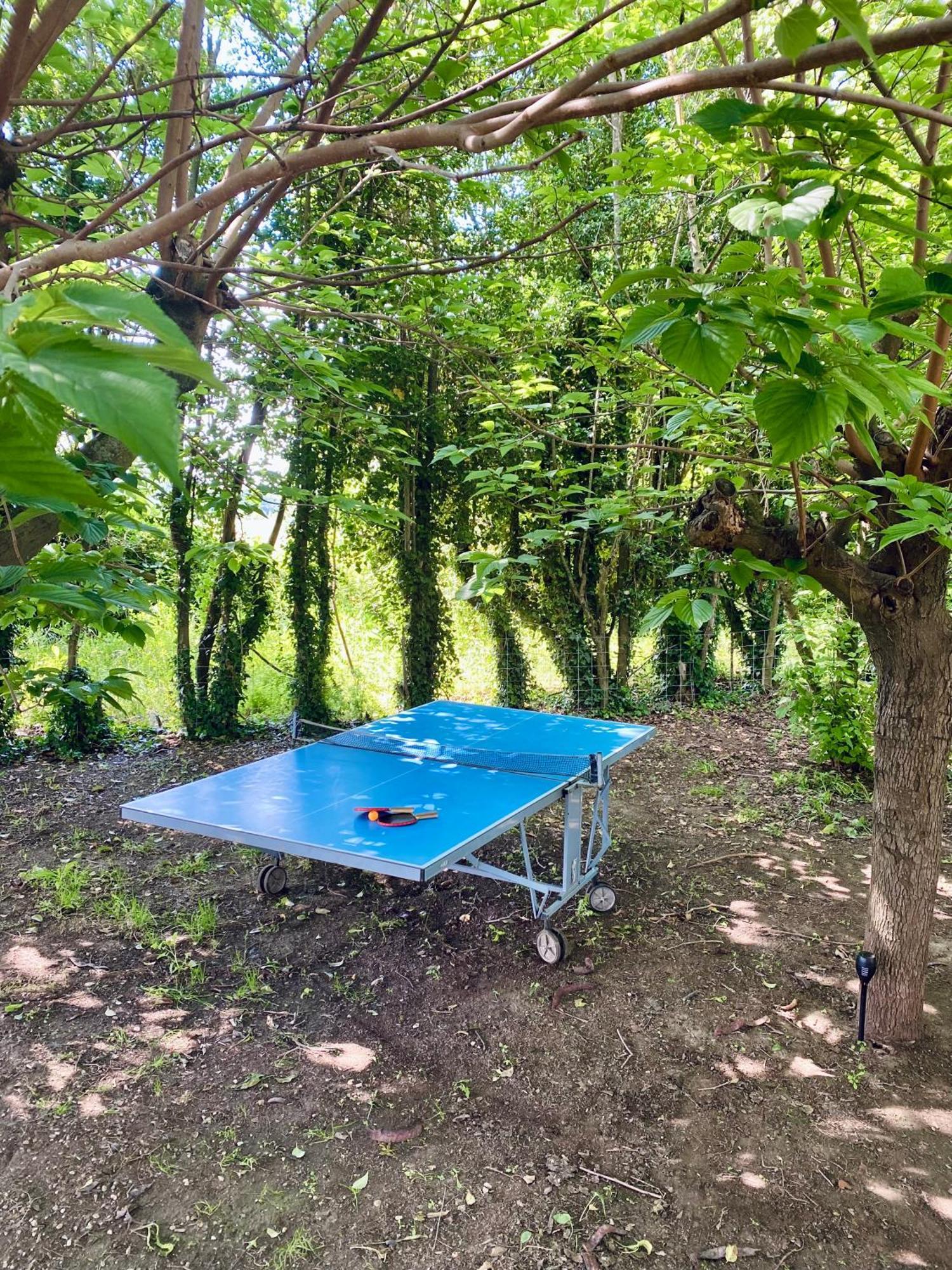Le Gite Des Poiriers Uzès Esterno foto